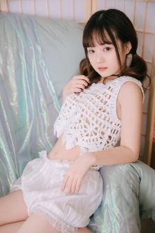 离婚和父亲过夫妻一起住好吗